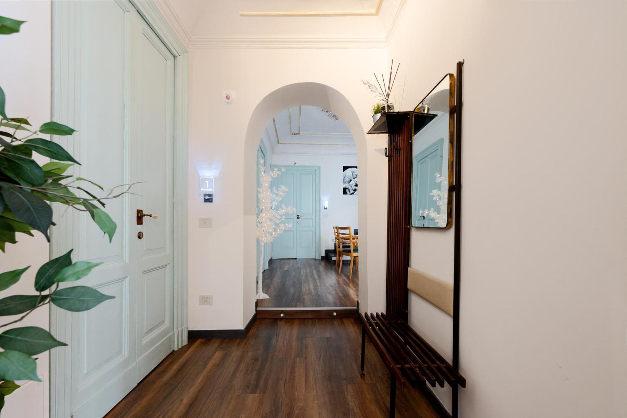 Lux Boutique Bed & Breakfast