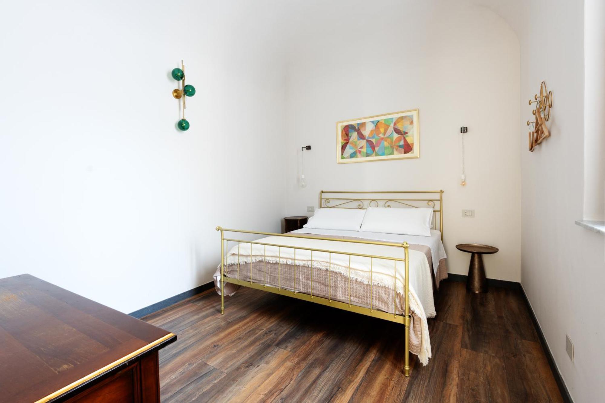 Lux Boutique Bed & Breakfast *